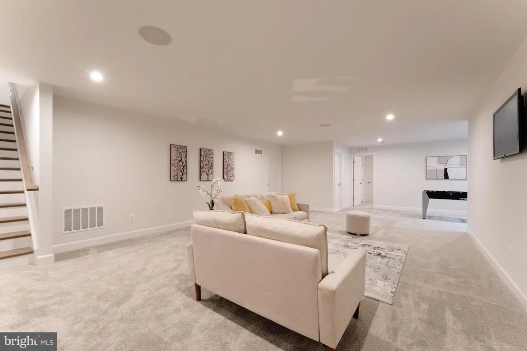 Photo of 43044 GREELEY SQUARE