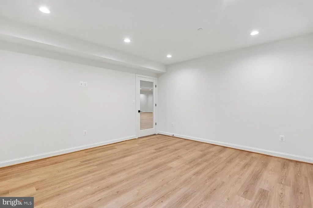 Photo of 6217 PLAINVIEW ROAD