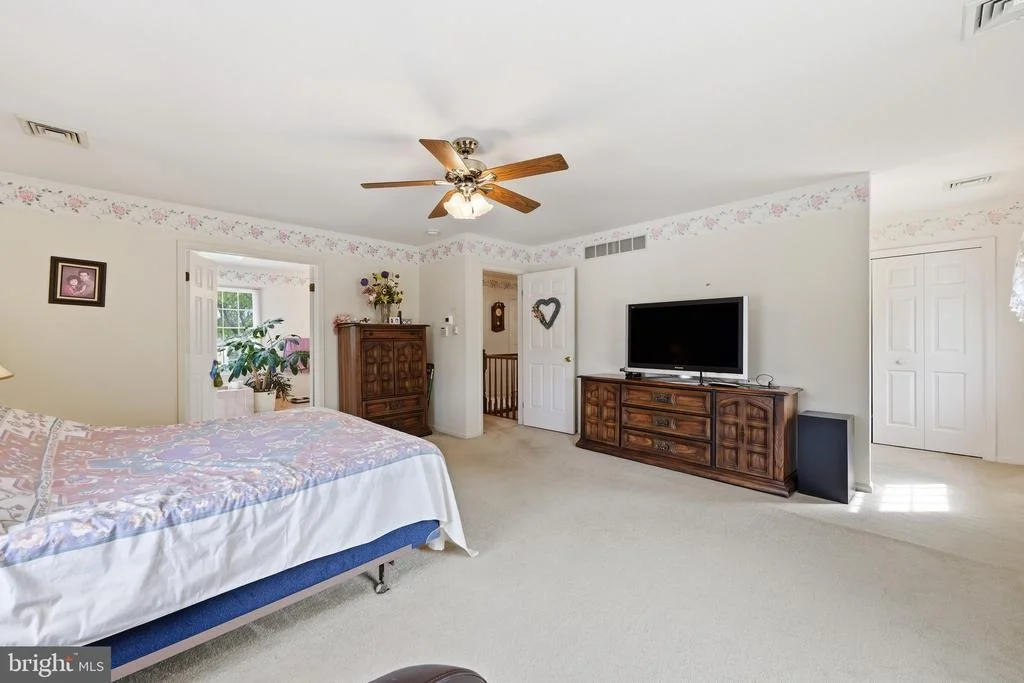 Photo of 1 MOSS VIEW LANE