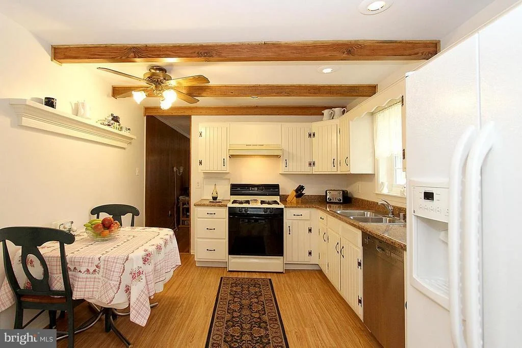 Photo of 17633 PRINCE EDWARD DRIVE