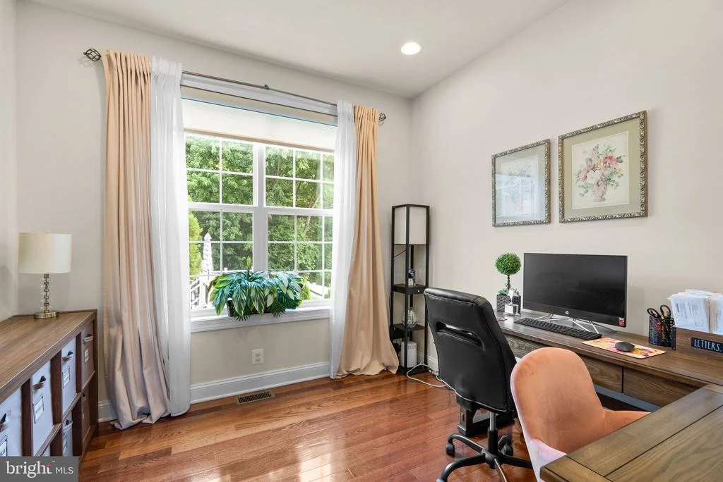 Photo of 902 MANOR HOUSE DRIVE