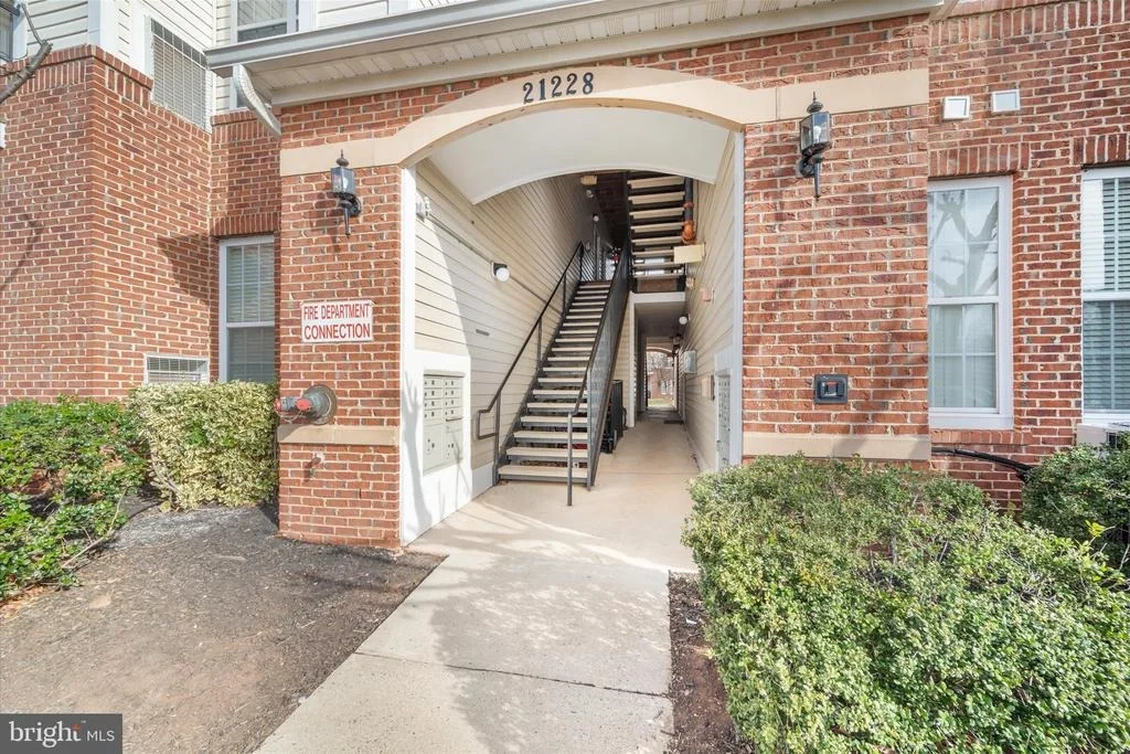 Photo of Unit 411 at 21228 MCFADDEN SQUARE