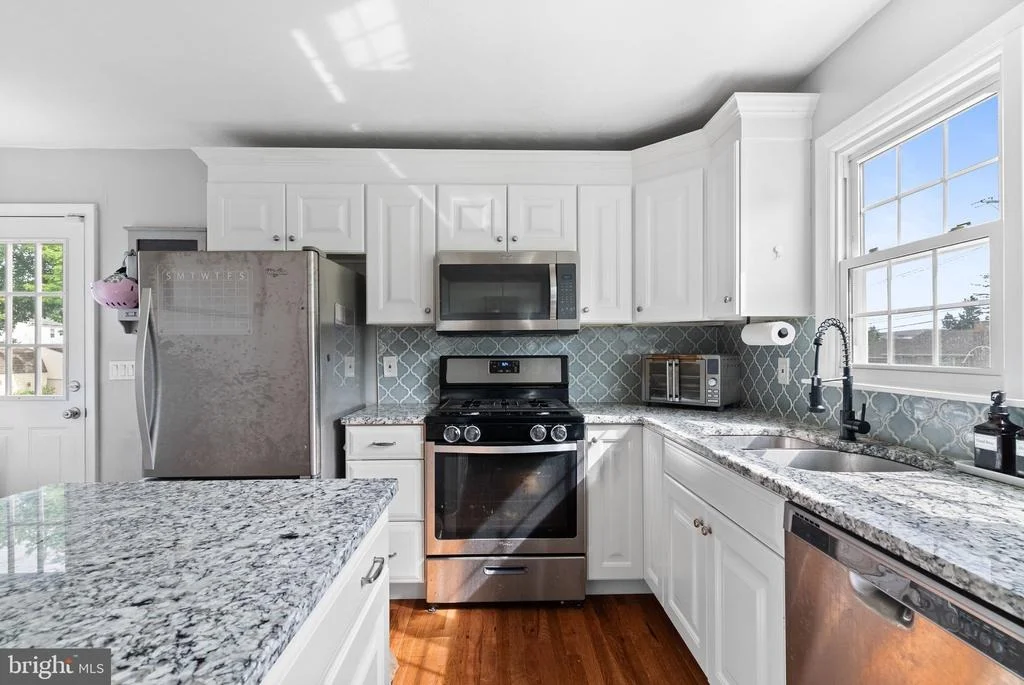 Photo of 21 DECOU AVENUE