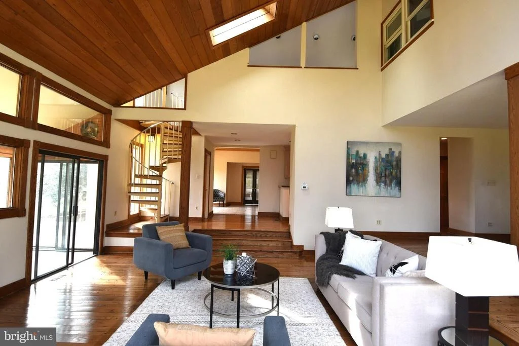 Photo of 1305 MERCHANT LANE