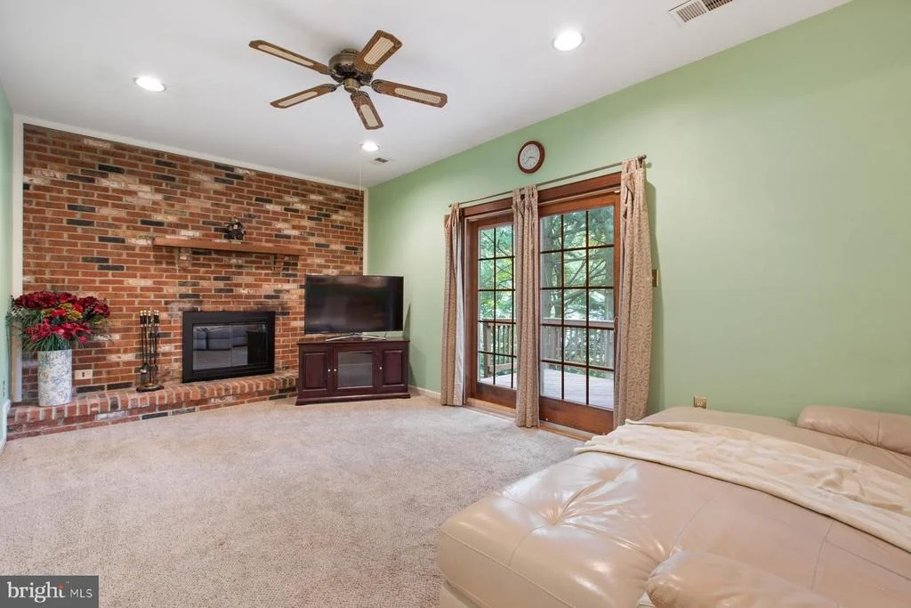 Photo of 19221 GATLIN DRIVE