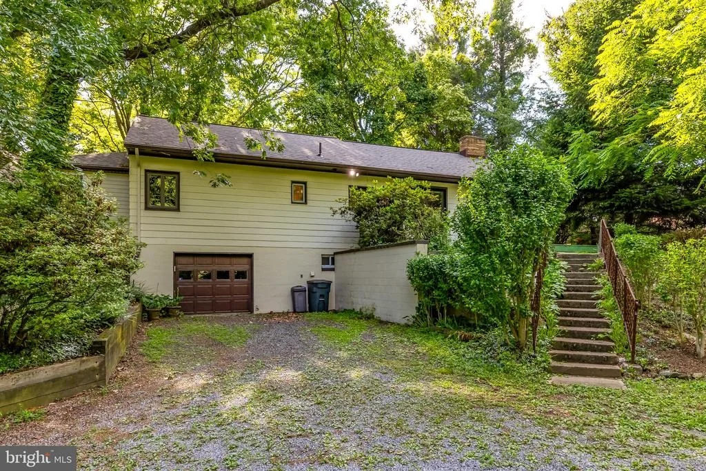 Photo of 7503 RIDGE ROAD