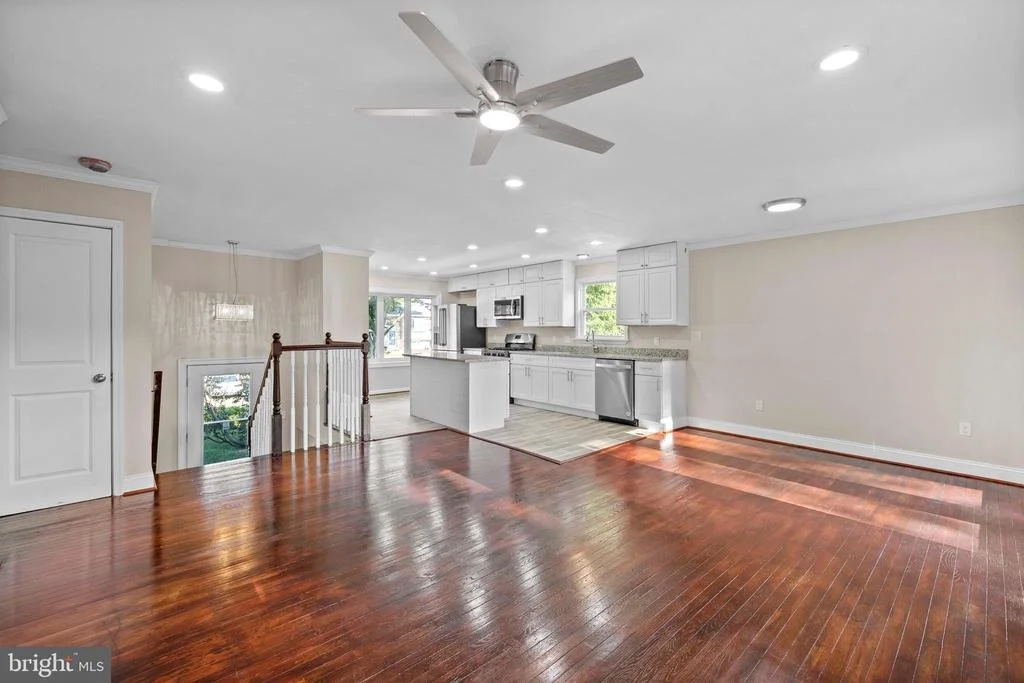 Photo of 3024 TARPON ROAD