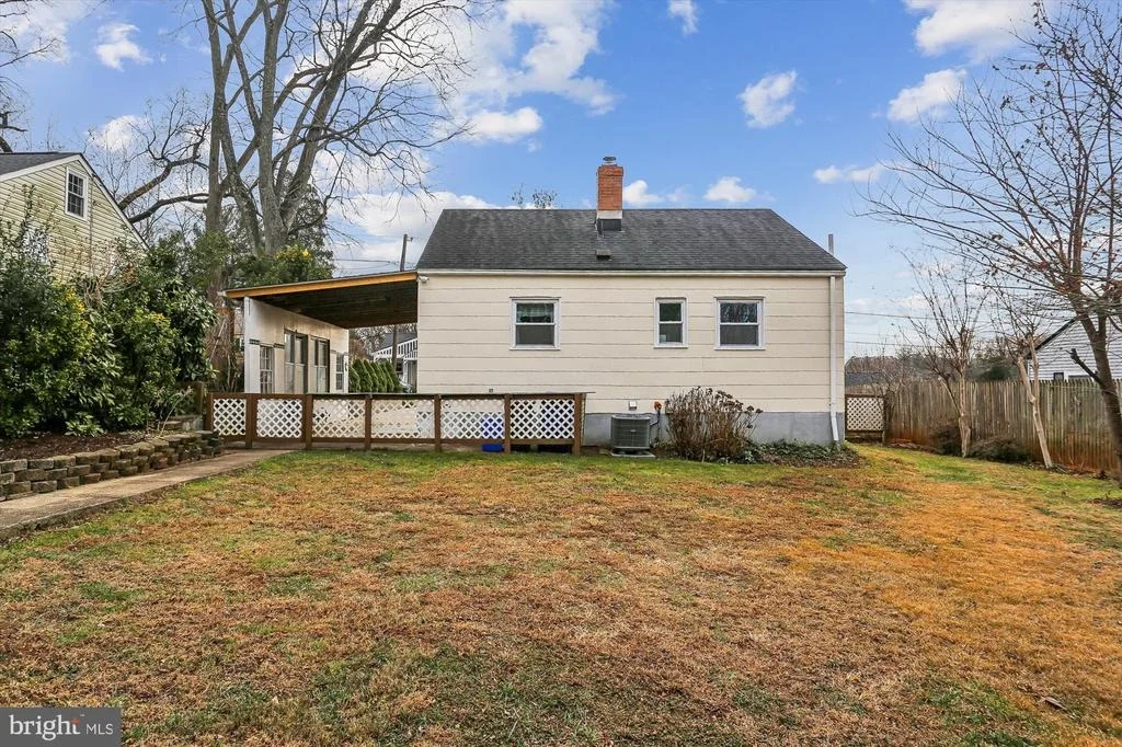 Photo of 12317 MIDDLE ROAD