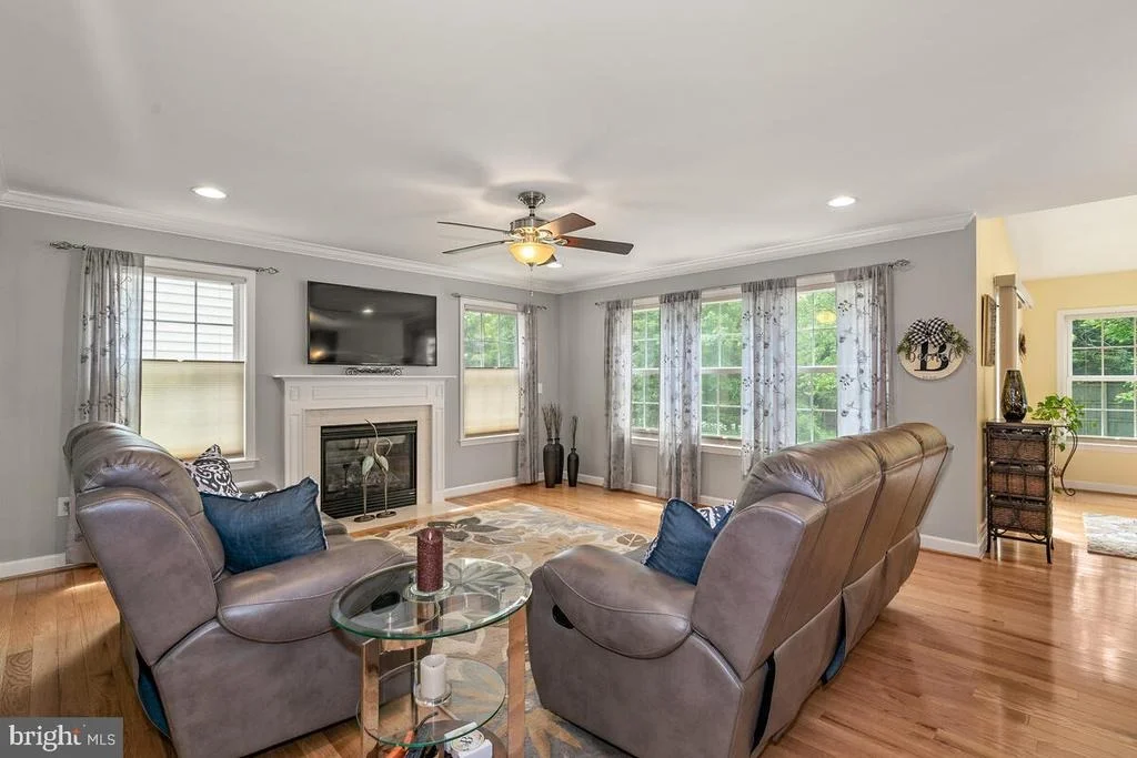 Photo of 305 GENESIS WAY