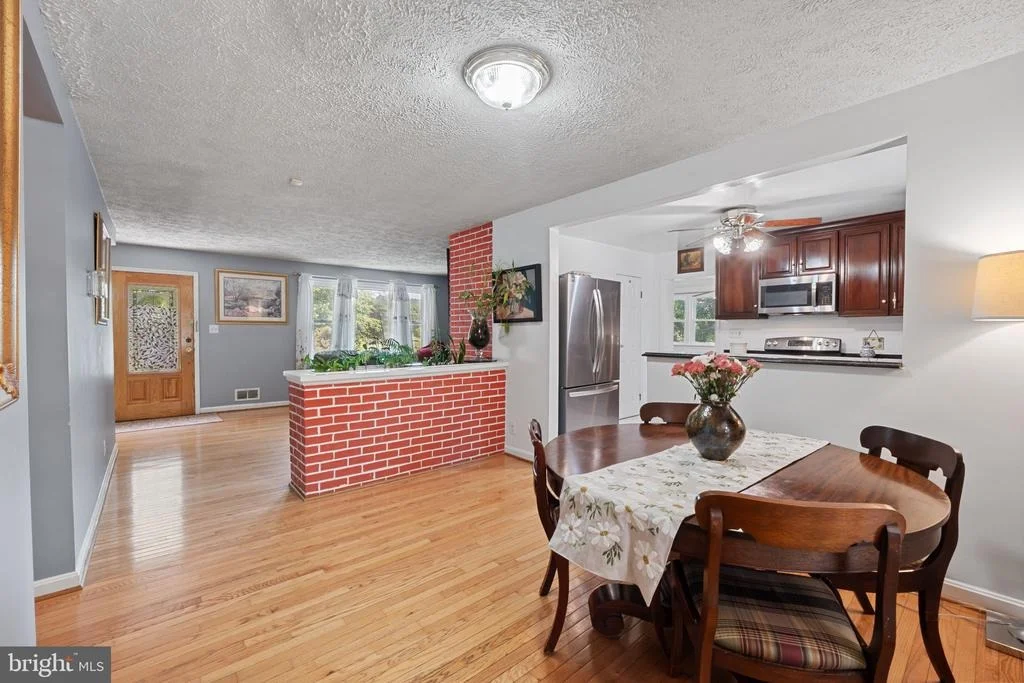 Photo of 23439 WATSON ROAD