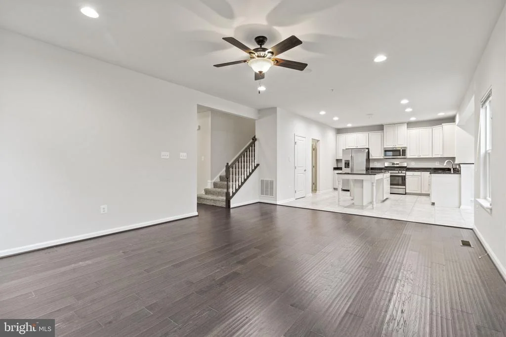 Photo of 8365 EAGLE STREET