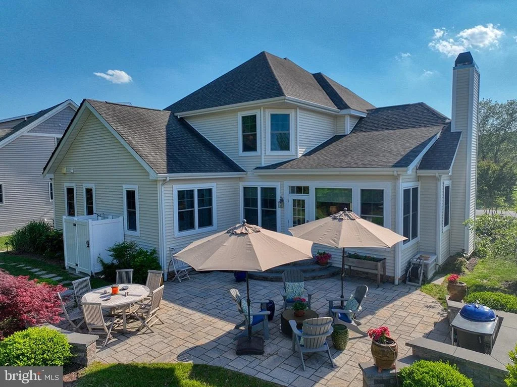 Photo of 20763 RODNEY DRIVE