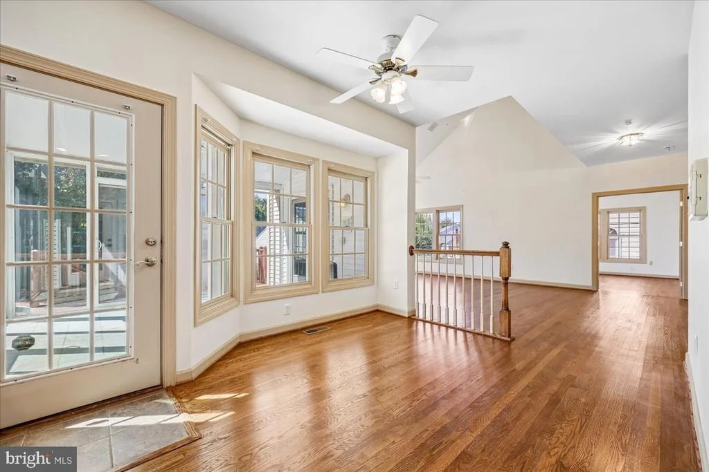 Photo of 21400 MANOR VIEW CIRCLE