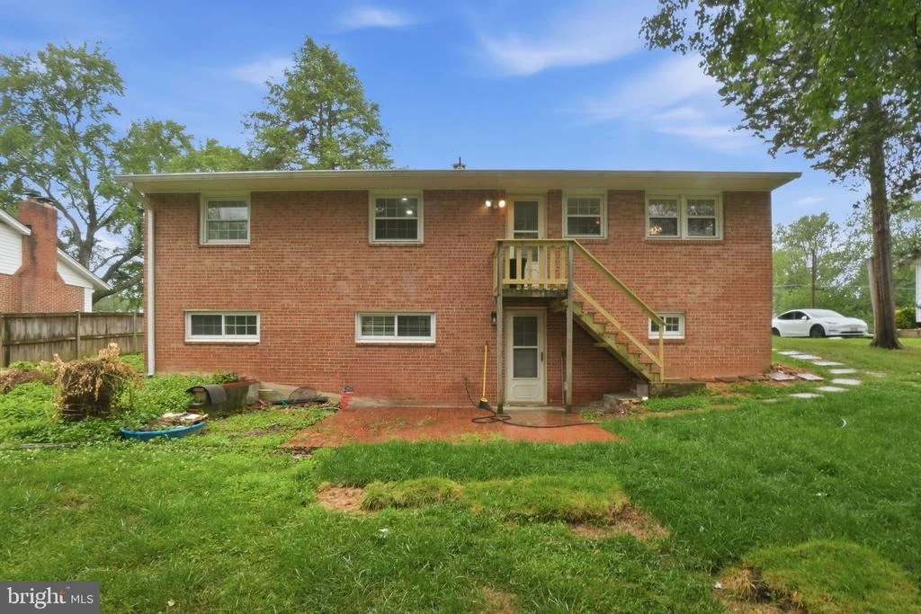 Photo of 5304 PILLOW LANE