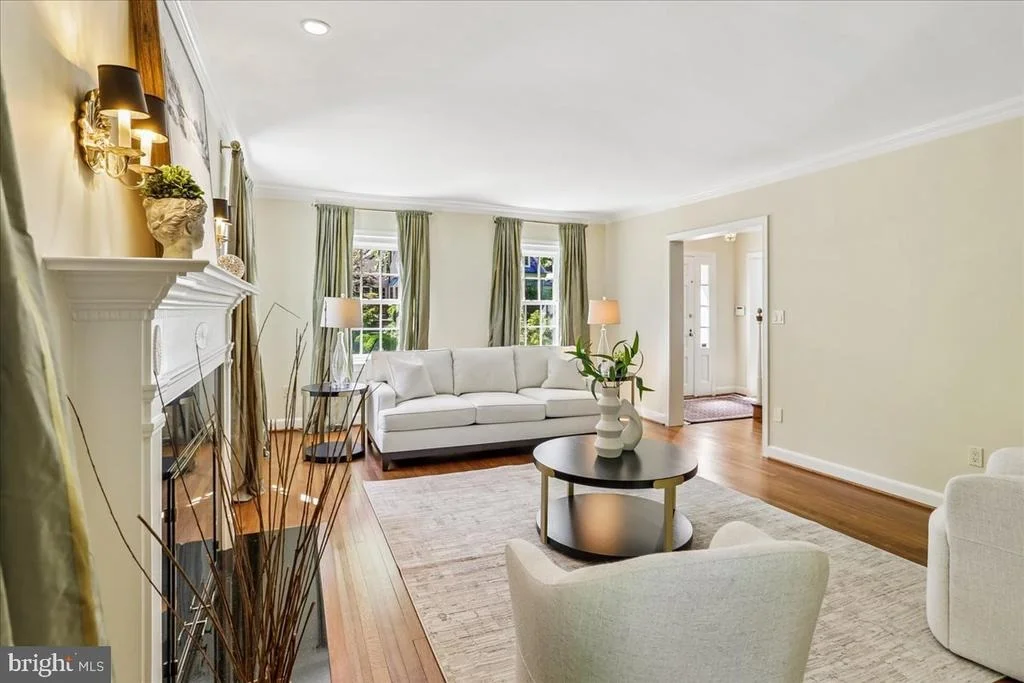 Photo of 3202 PICKWICK LANE
