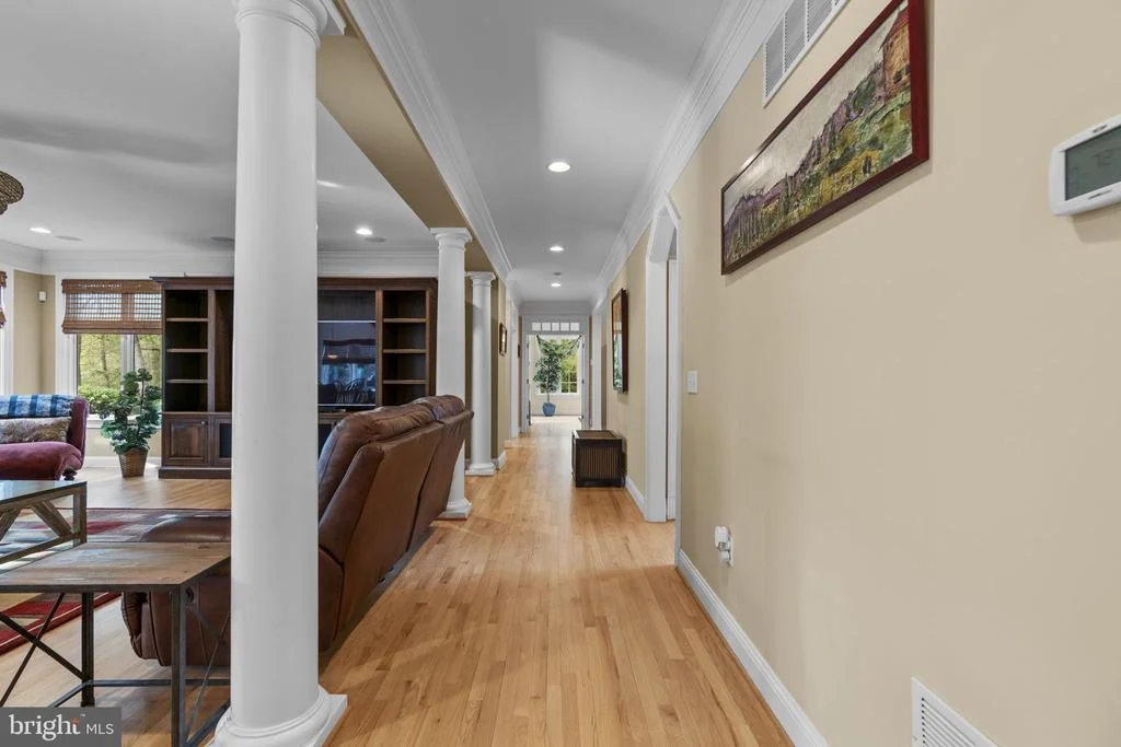Photo of 370 EAGLE HILL ROAD