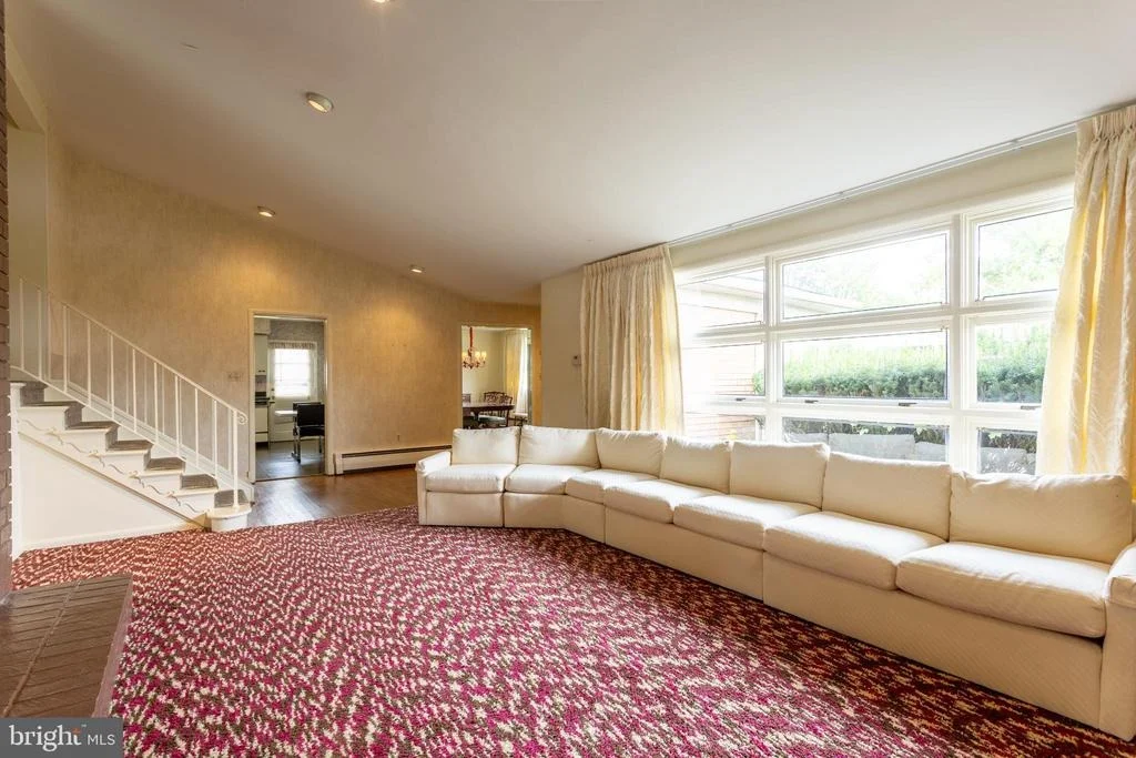 Photo of 2509 HAL CIRCLE