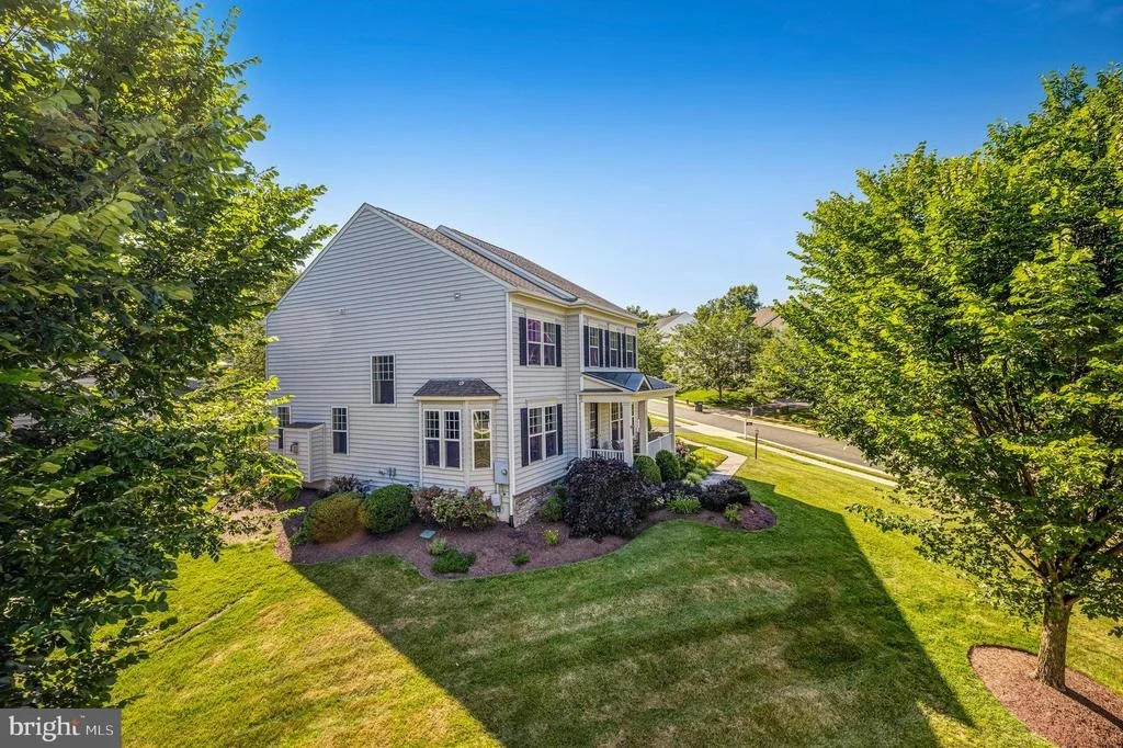 Photo of 22357 HARRIER LANE