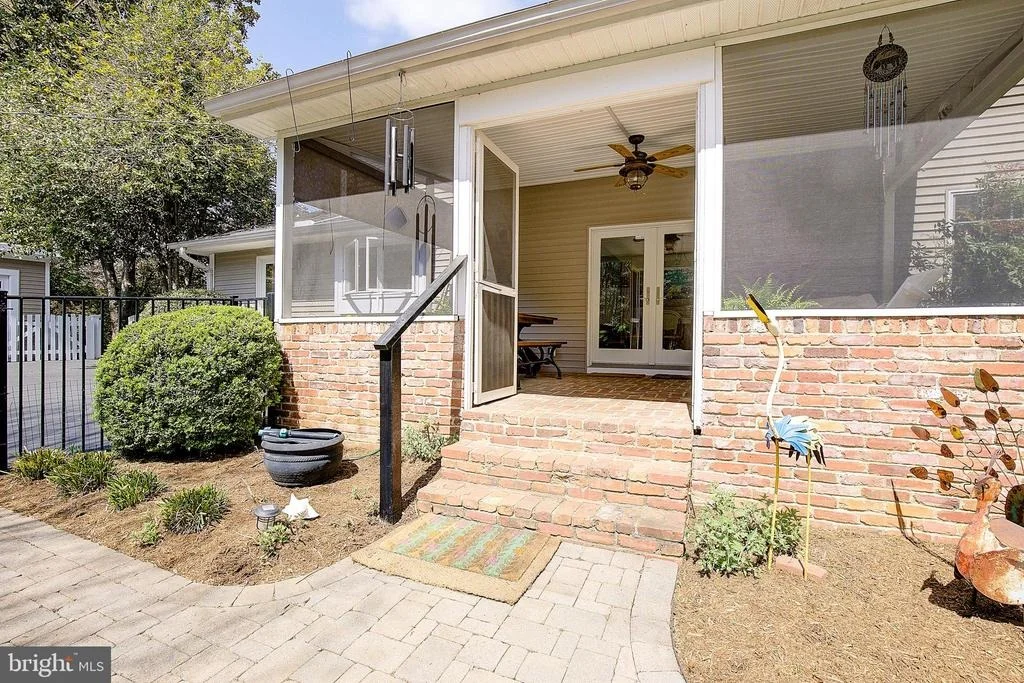 Photo of 2 ISAACS STREET