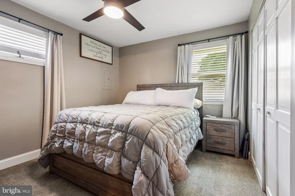 Photo of 469 WINDSOR DRIVE