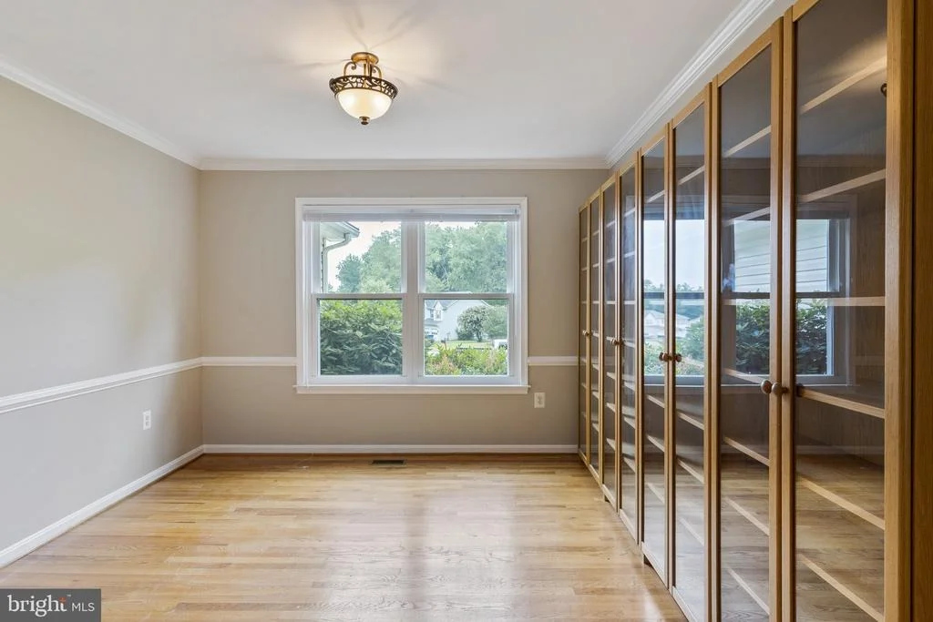 Photo of 8095 SETTLE COURT