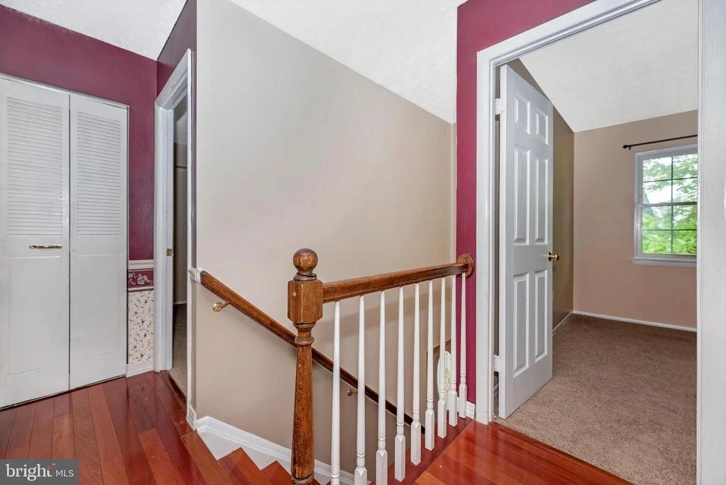 Photo of 484 HILLCREST DRIVE