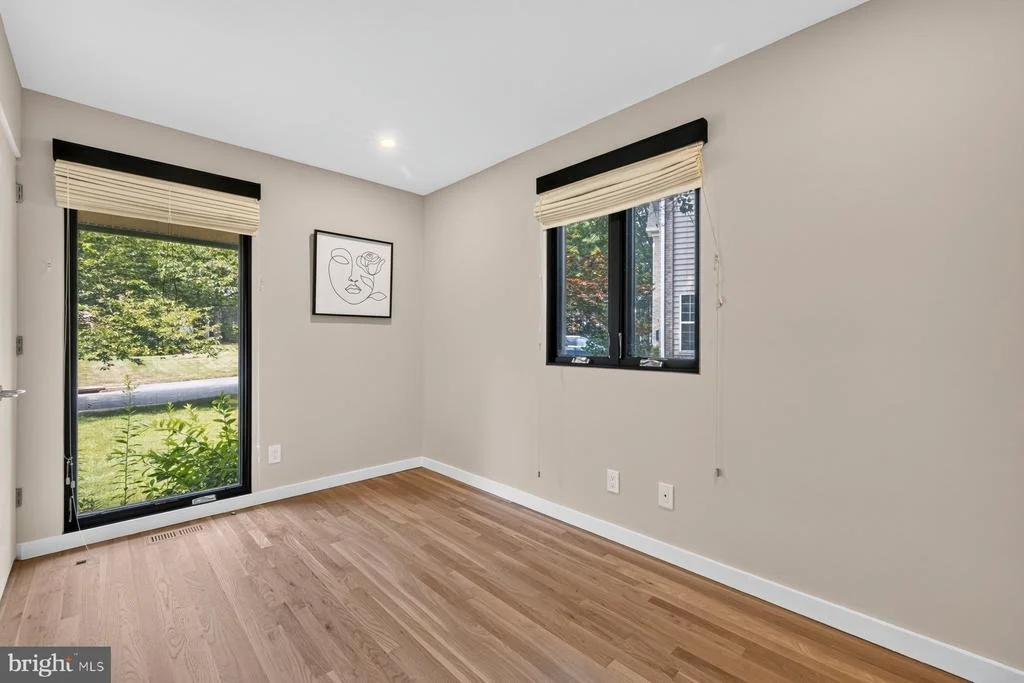 Photo of 11733 DEVILWOOD DRIVE