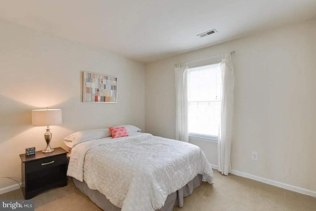 Photo of 5337 ASHLEIGH ROAD