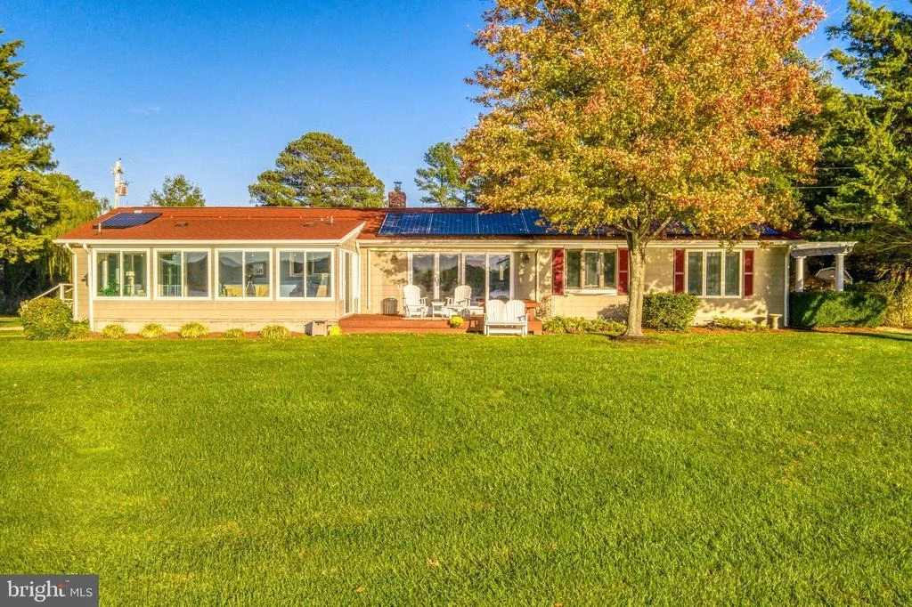 Photo of 16185 BRADBURN LANE