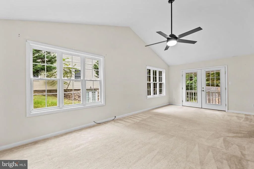 Photo of 8008 WASHINGTON DRIVE