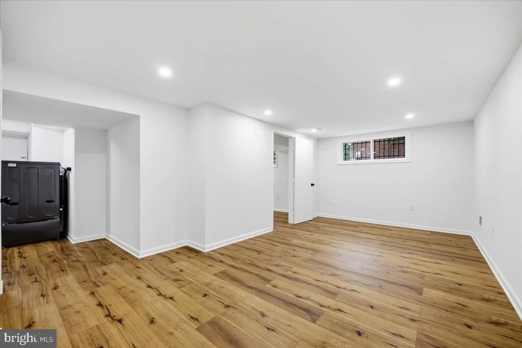 Photo of 1105 LAMBERTON DRIVE