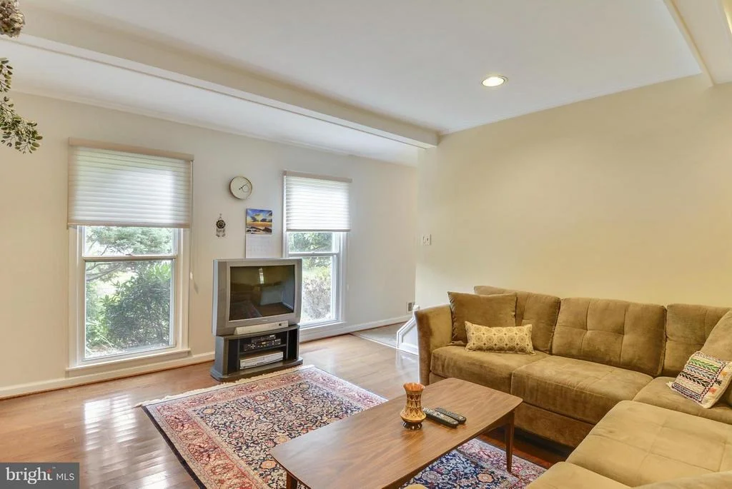 Photo of 21 STONEGATE DRIVE