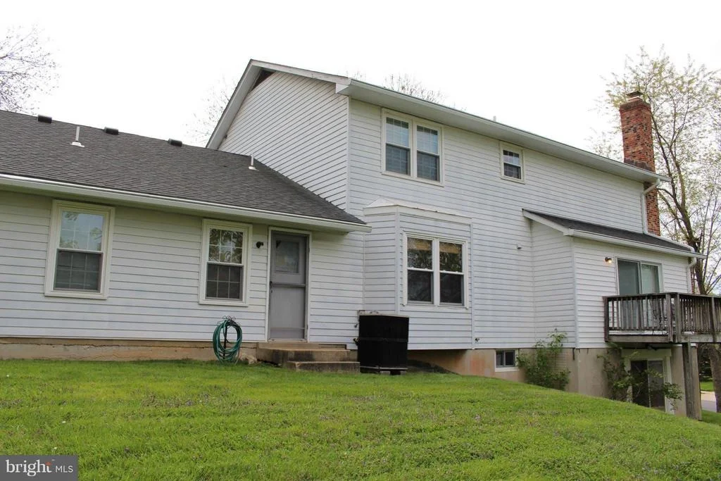 Photo of 1436 LONGHILL DRIVE