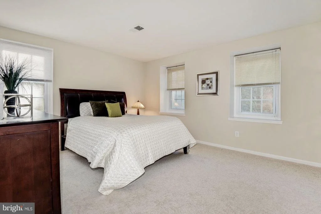 Photo of 11933 RIDERS LANE