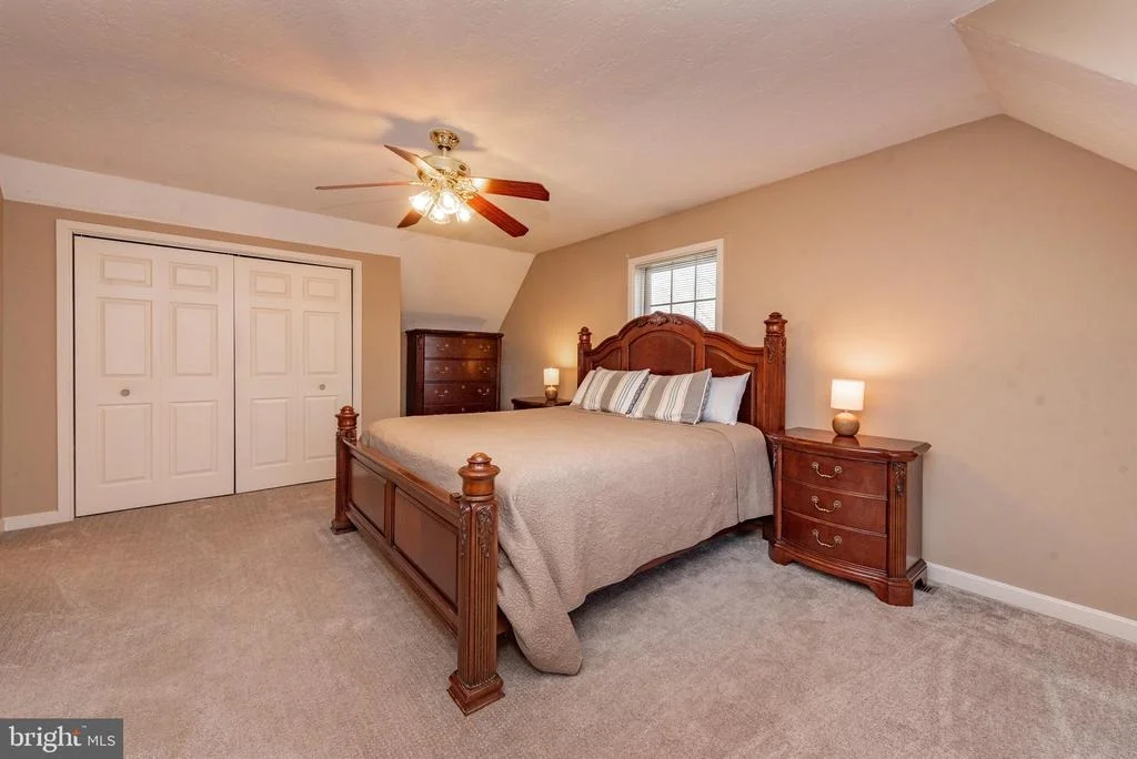 Photo of 2828 GLENDALE ROAD