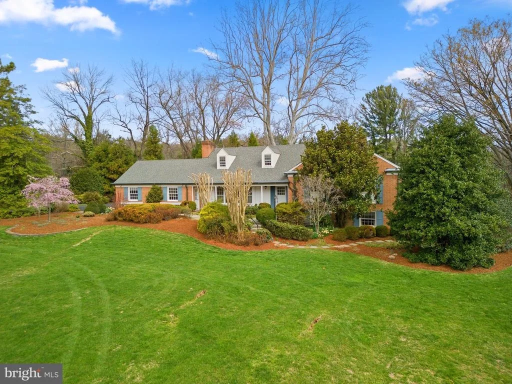 Photo of 1000 ASHLAND DRIVE