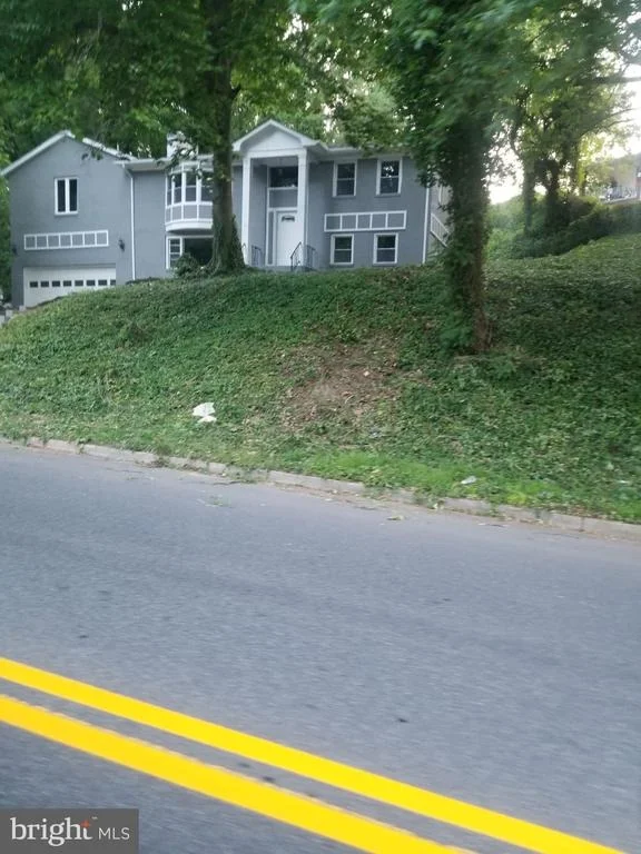 Photo of 6801 TEMPLE HILL ROAD