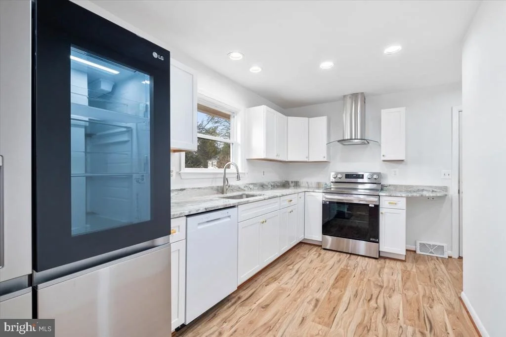 Photo of 1308 W 7TH STREET