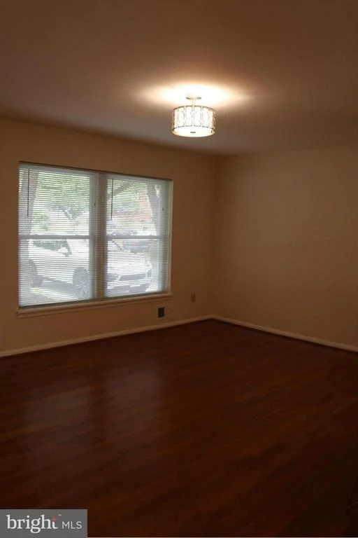 Photo of 7406 WALKER MILL ROAD