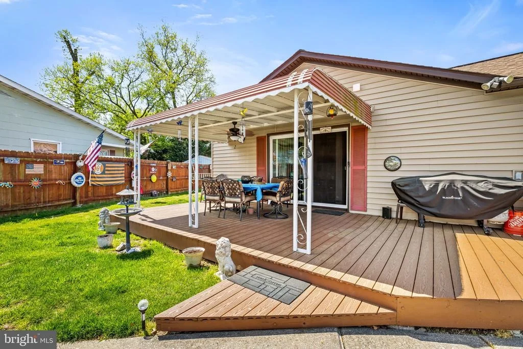 Photo of 41 DOGWOOD DRIVE