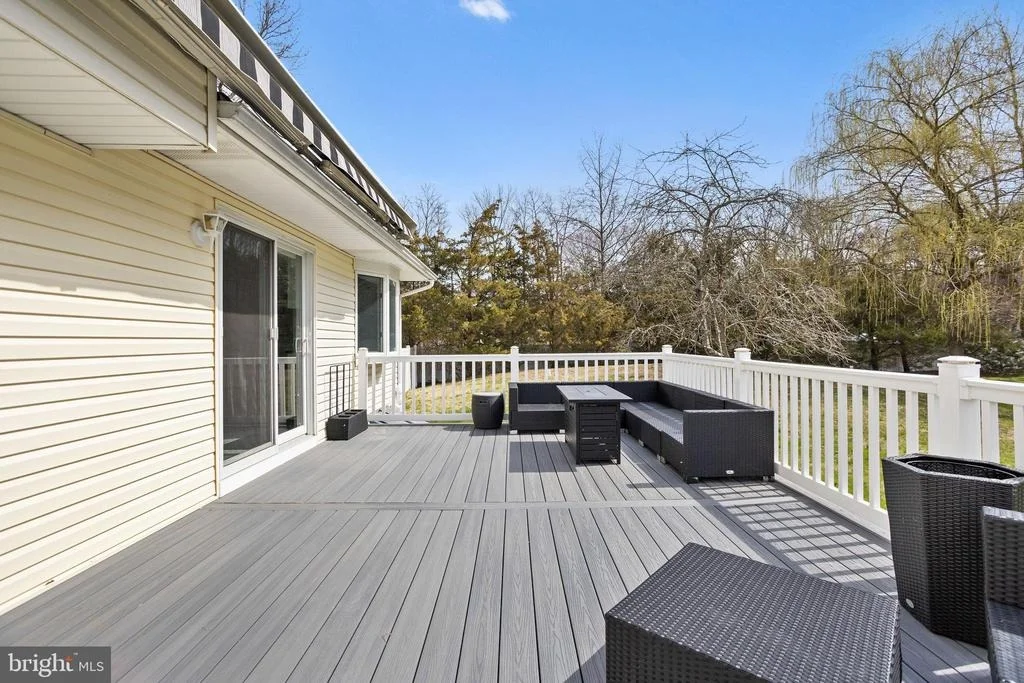 Photo of 115 EDGEBROOK ROAD