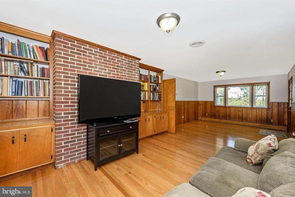 Photo of 25103 OAK DRIVE