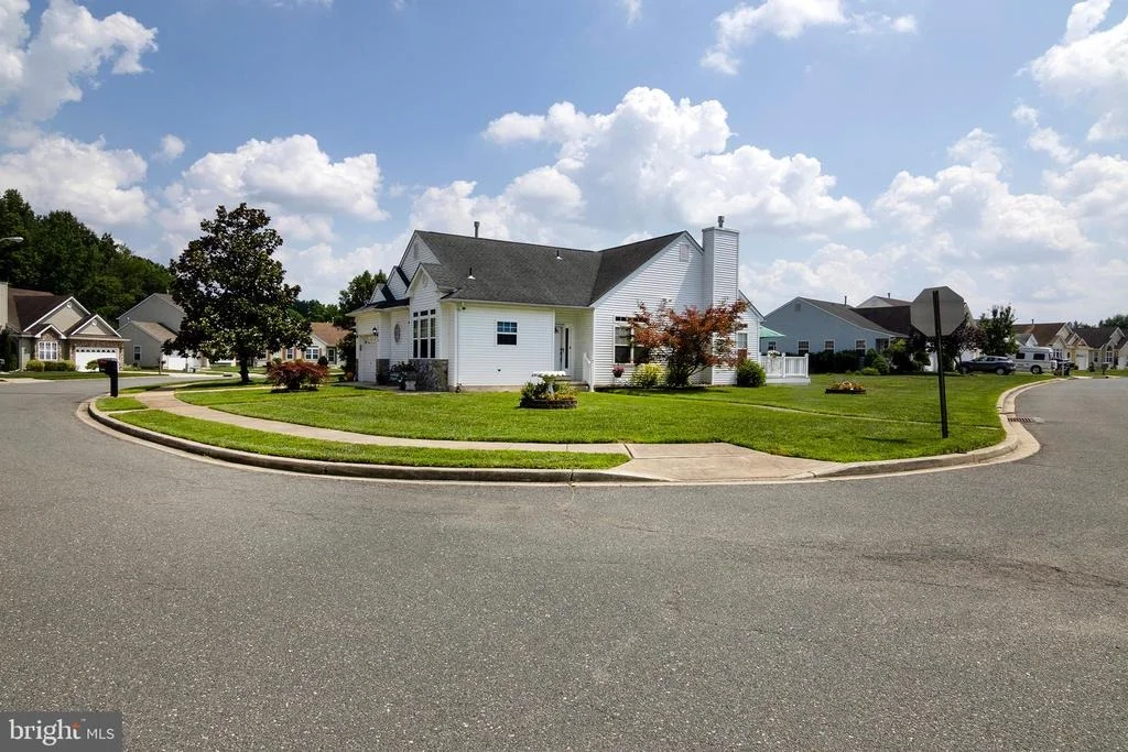 Photo of 575 RIVIERA DRIVE