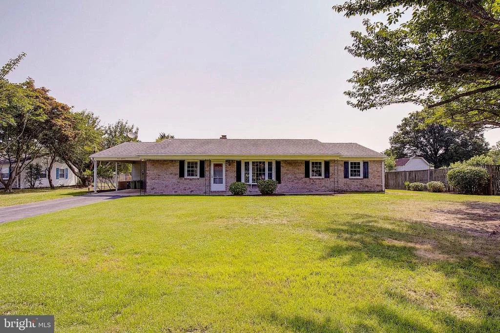 Photo of 318 OVERLOOK DRIVE