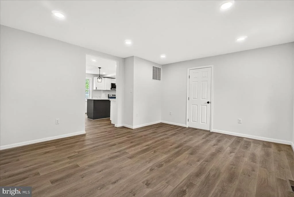 Photo of 629 WILSON PLACE