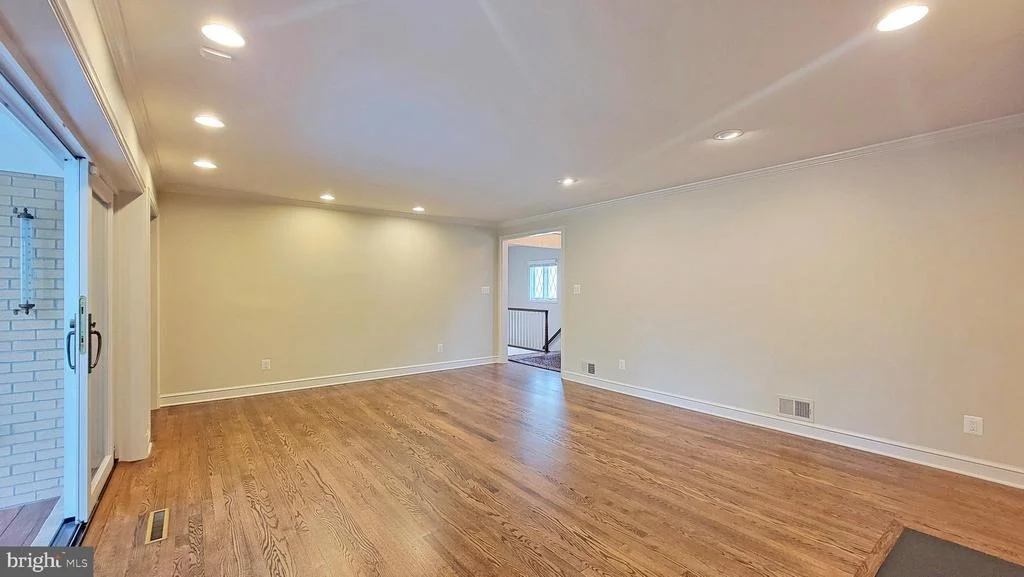 Photo of 6305 STONEHAM LANE