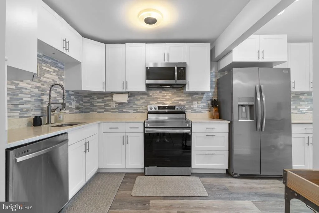 Photo of 287 NORTH DRIVE