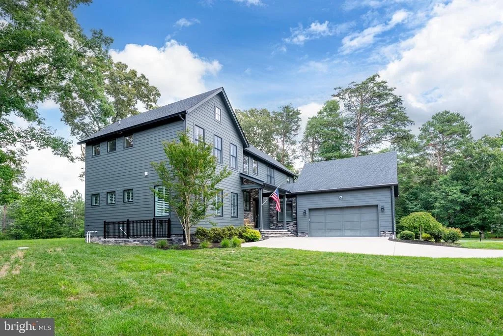 Photo of 22720 PERSIMMON LANE
