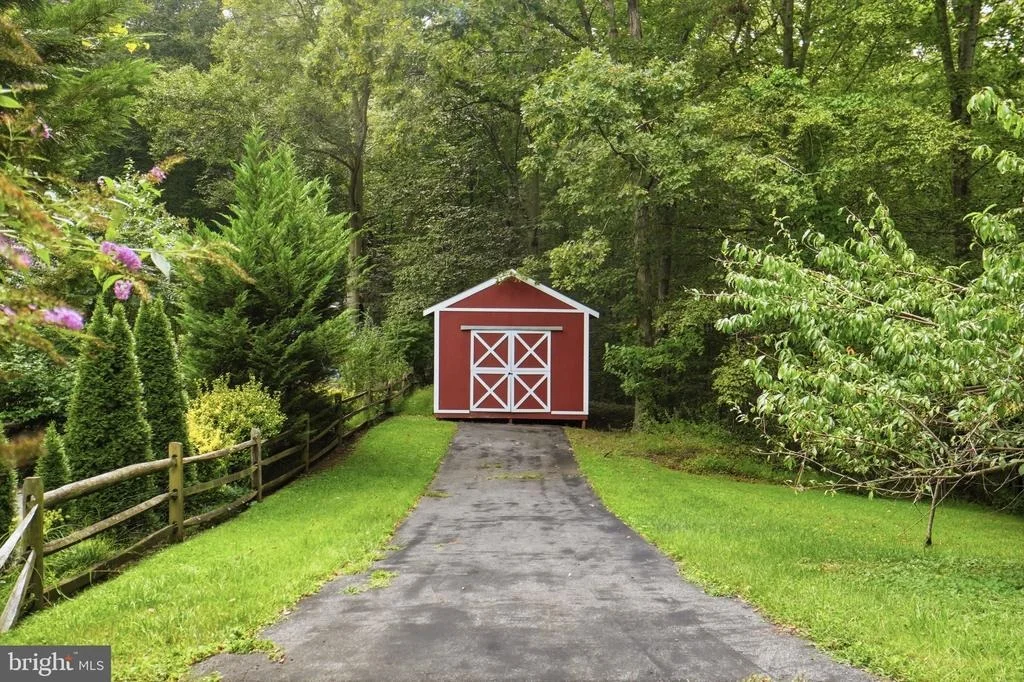 Photo of 2110 HALLMARK DRIVE