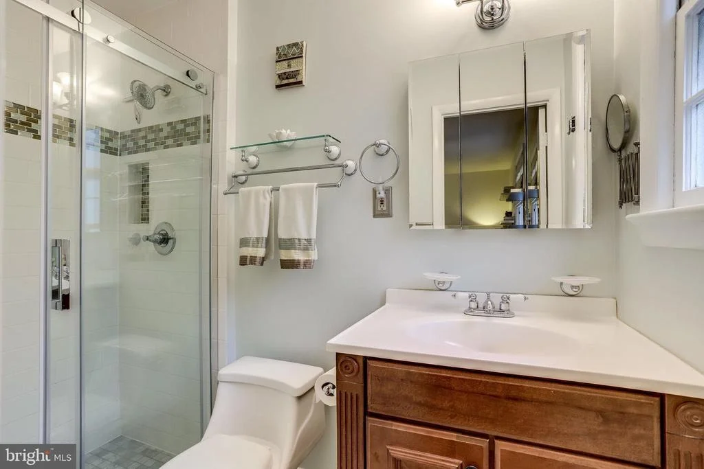 Photo of 3927 FOREST GROVE DRIVE